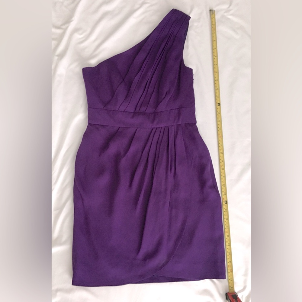 EUC Gorgeous Shoshanna 100% silk purple one shoulder short cocktail dress.
